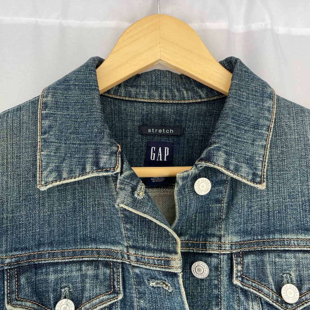 Gap Denim Jacket. - image 4